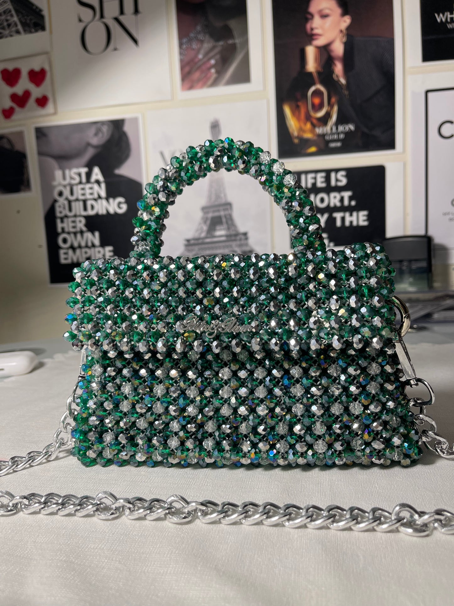 Emerald Green-إيميرالد جرين